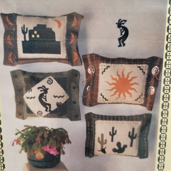 Southwest Pillows Applique Design Pattern By Teri Chandler and Connie Spurlock - Picture 2 of 3
